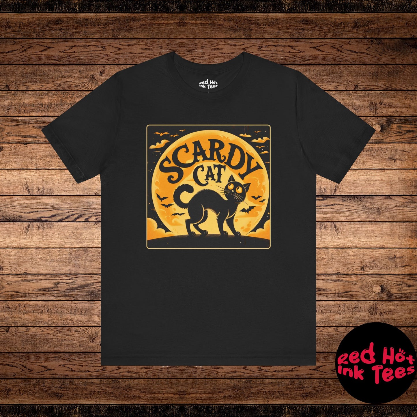 🐾🌕 "Scaredy Cat" Vintage Halloween Black Cat T-Shirt 🎃✨