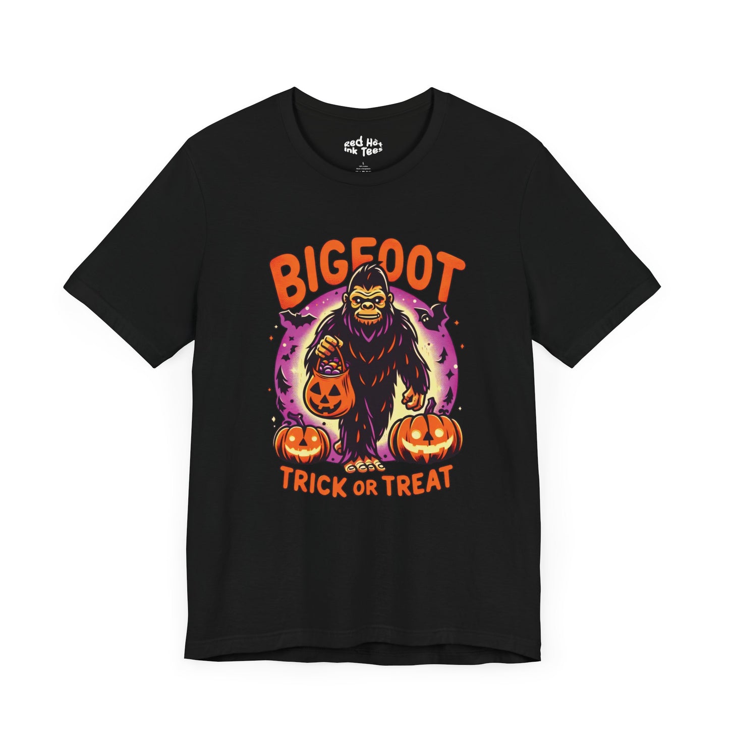 🦶🎃 "Bigfoot Trick or Treat" Fun Halloween T-Shirt 🍬🌙