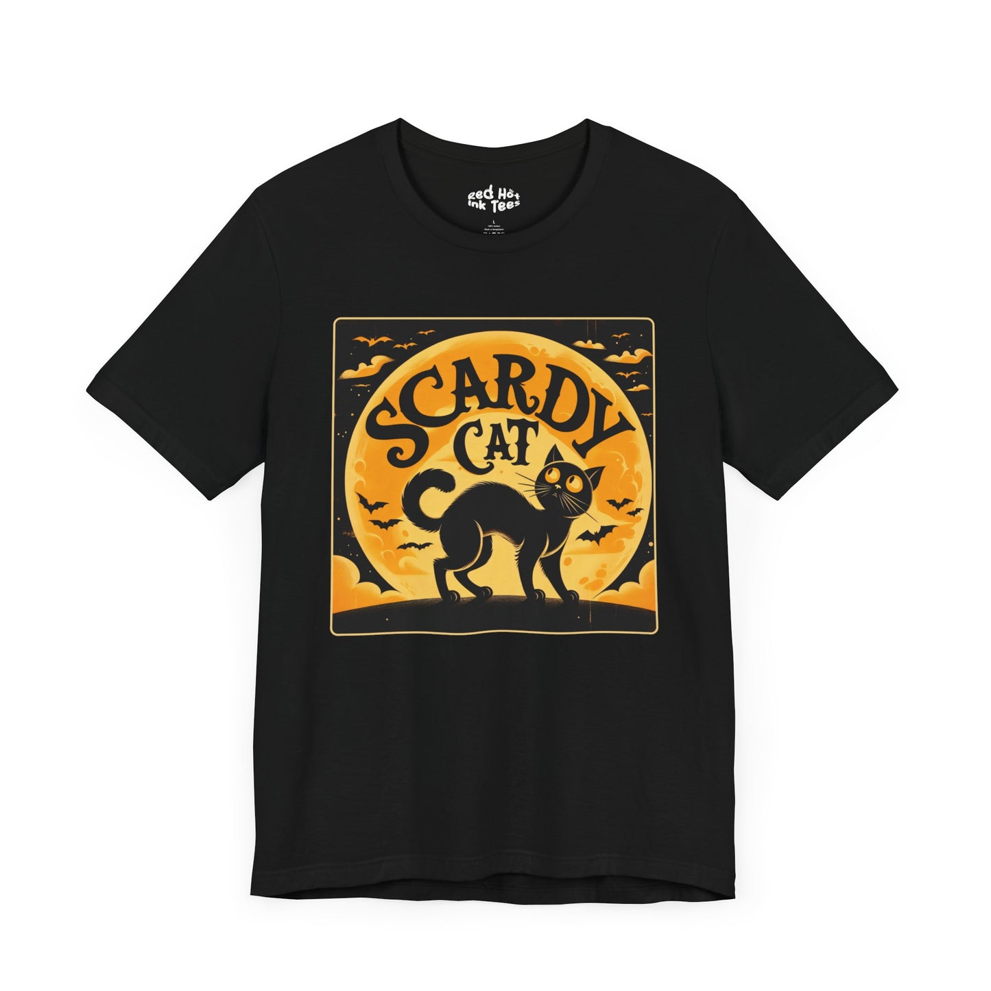 🐾🌕 "Scaredy Cat" Vintage Halloween Black Cat T-Shirt 🎃✨