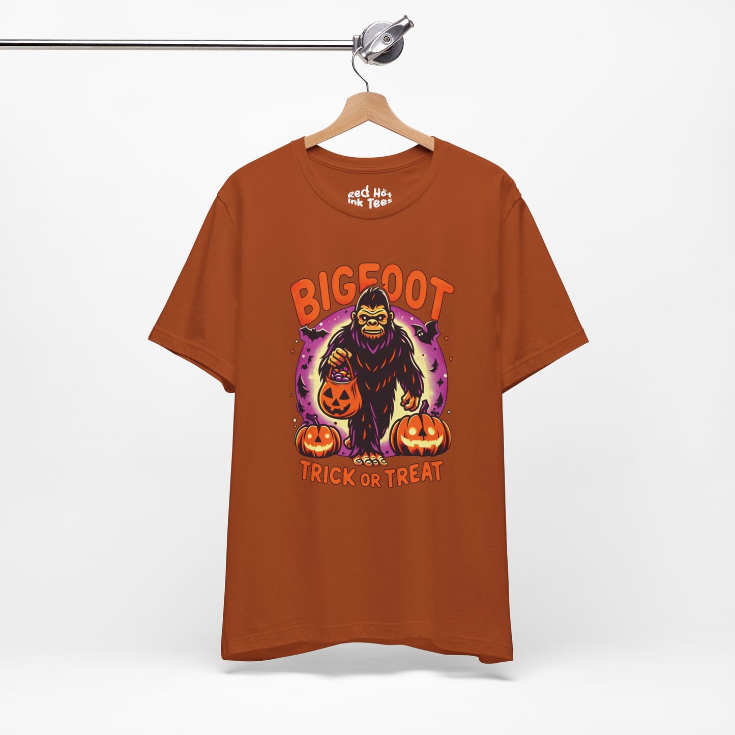 🦶🎃 "Bigfoot Trick or Treat" Fun Halloween T-Shirt 🍬🌙