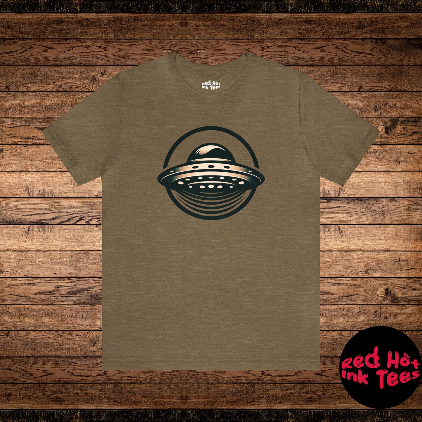 🛸 "Sleek Saucer: Minimalist UFO" Tee