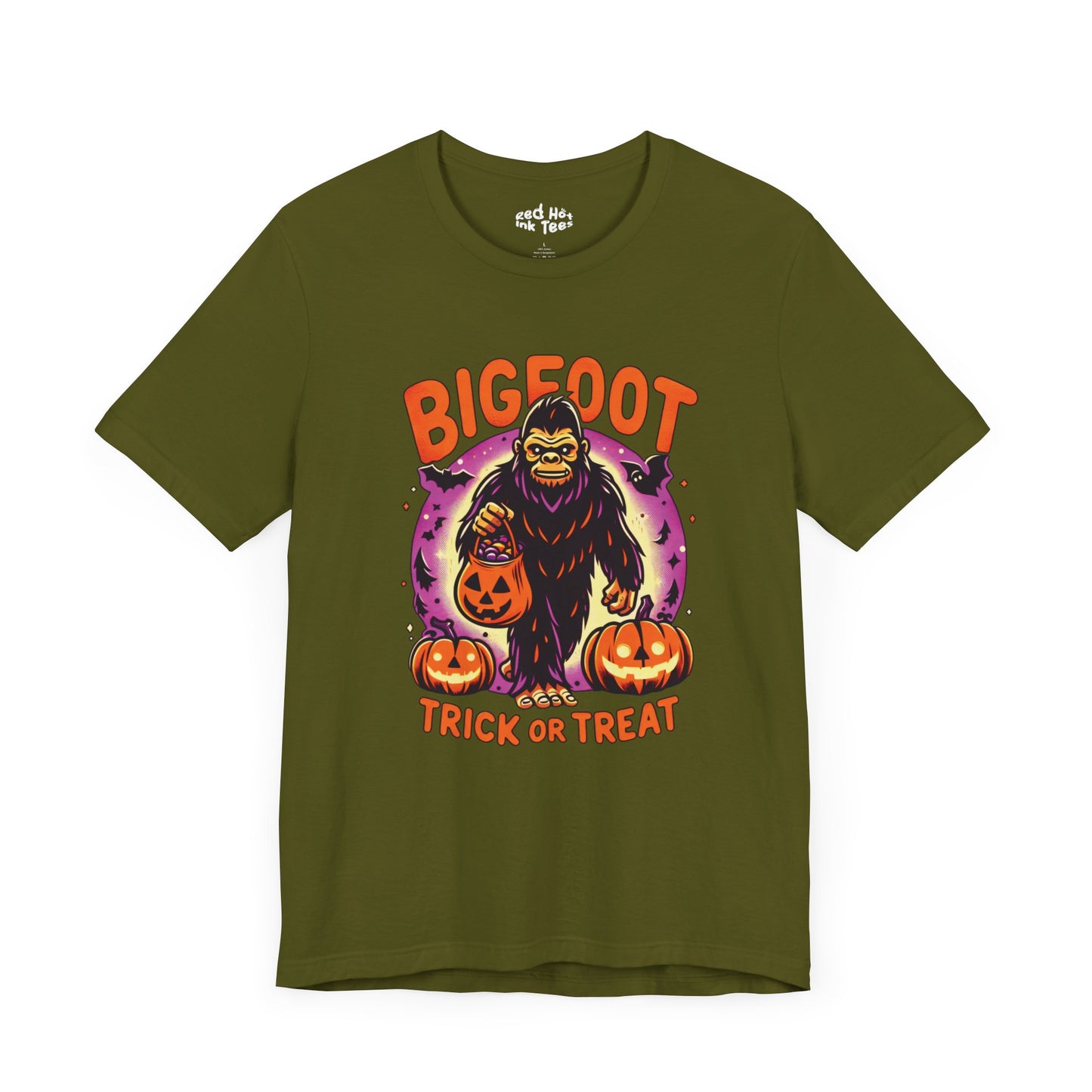 🦶🎃 "Bigfoot Trick or Treat" Fun Halloween T-Shirt 🍬🌙