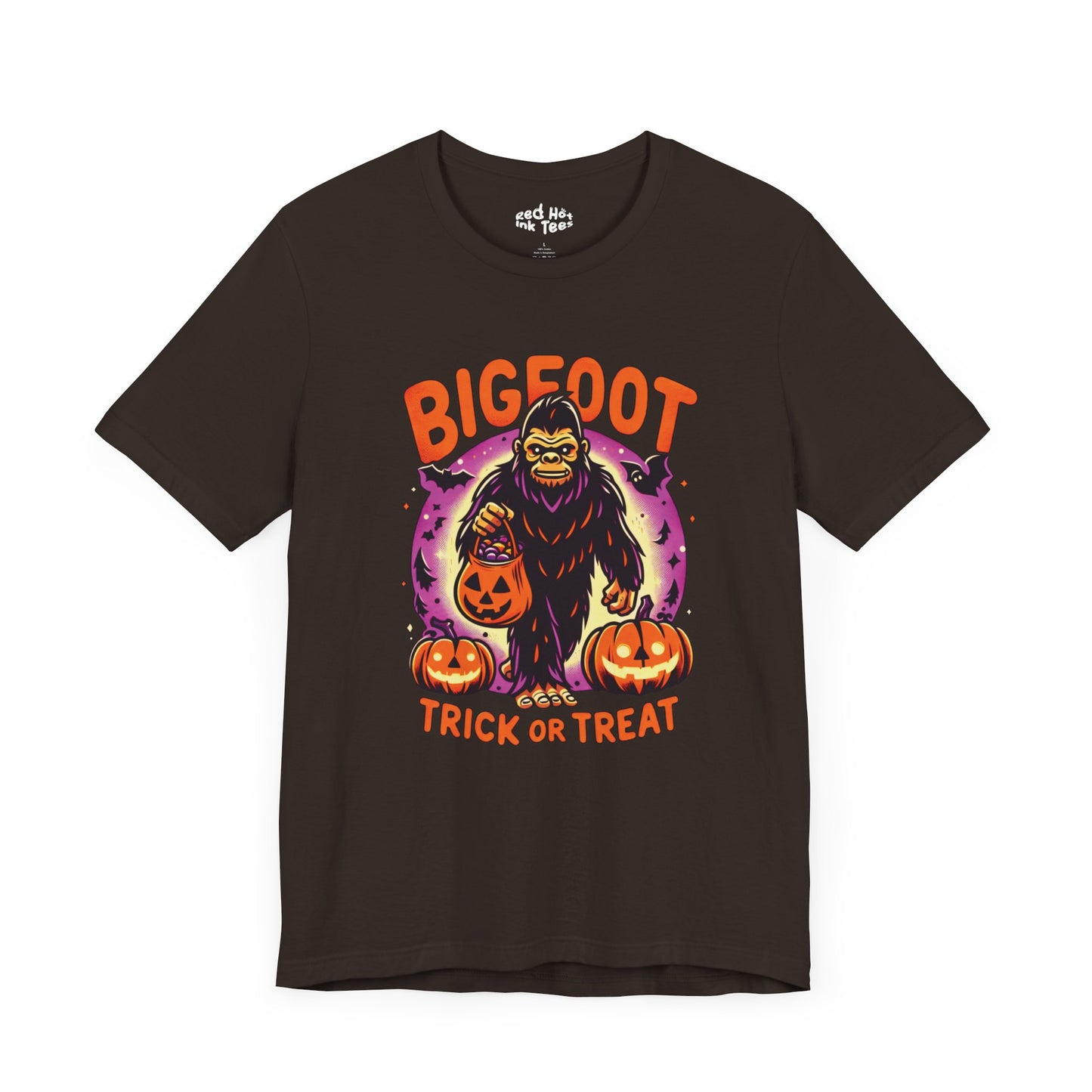 🦶🎃 "Bigfoot Trick or Treat" Fun Halloween T-Shirt 🍬🌙